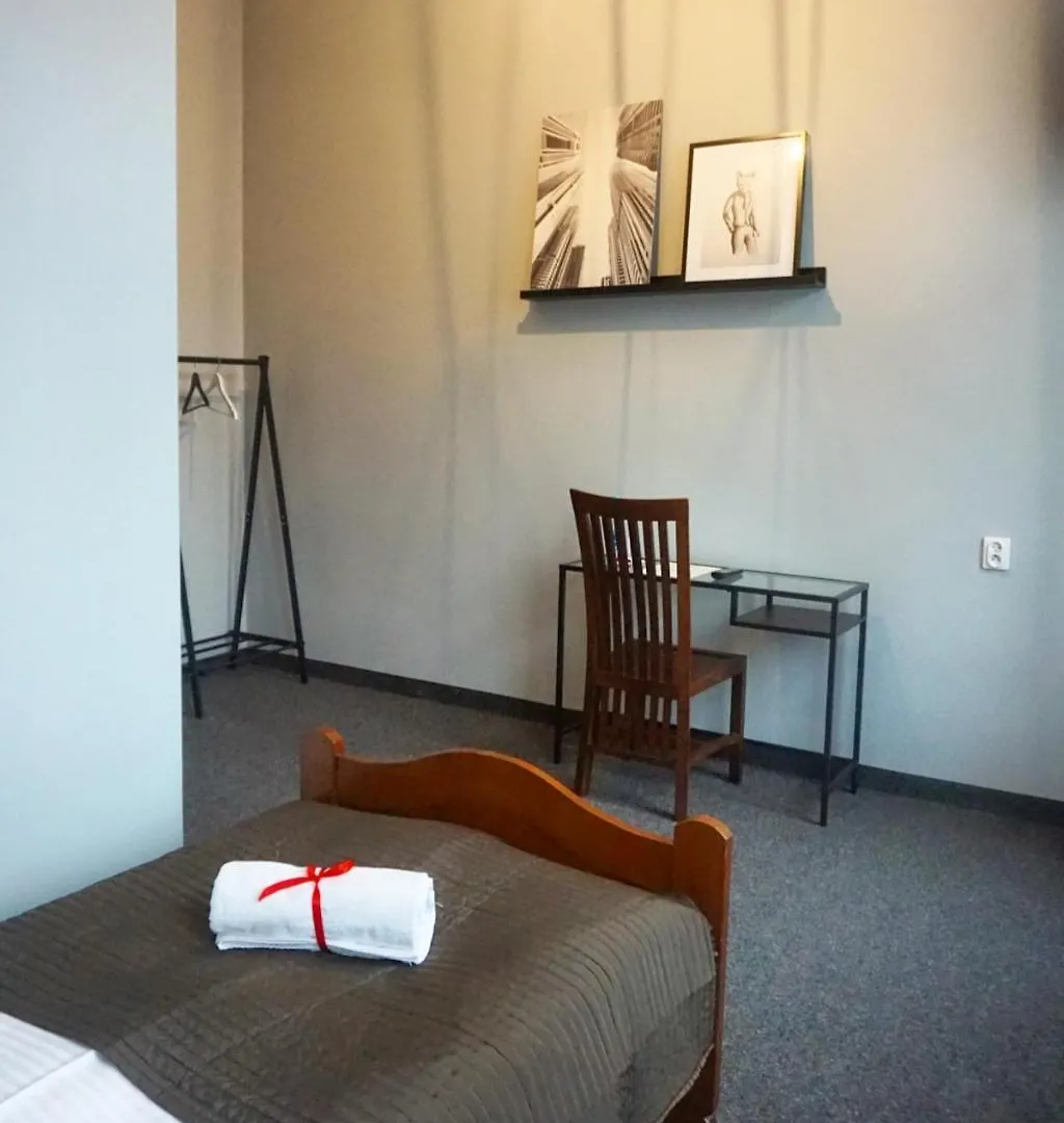 Expolis Residence - City Center - 24H #Betterthanyourex Πόζναν